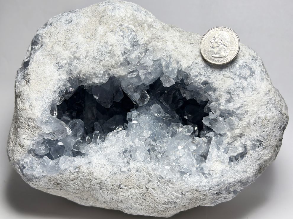 高品質】 マダガスカル産 セレスタイト ( 天青石 )/ Celestite