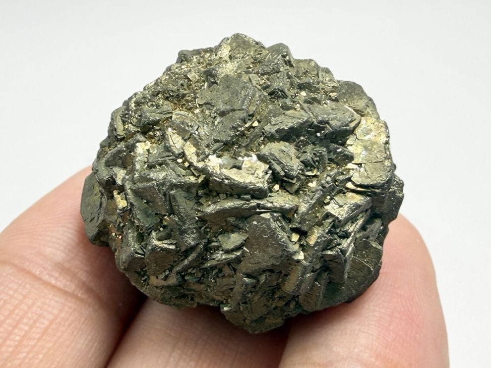 マダガスカル産 球状マーカサイト(白鉄鉱)/Marcasite