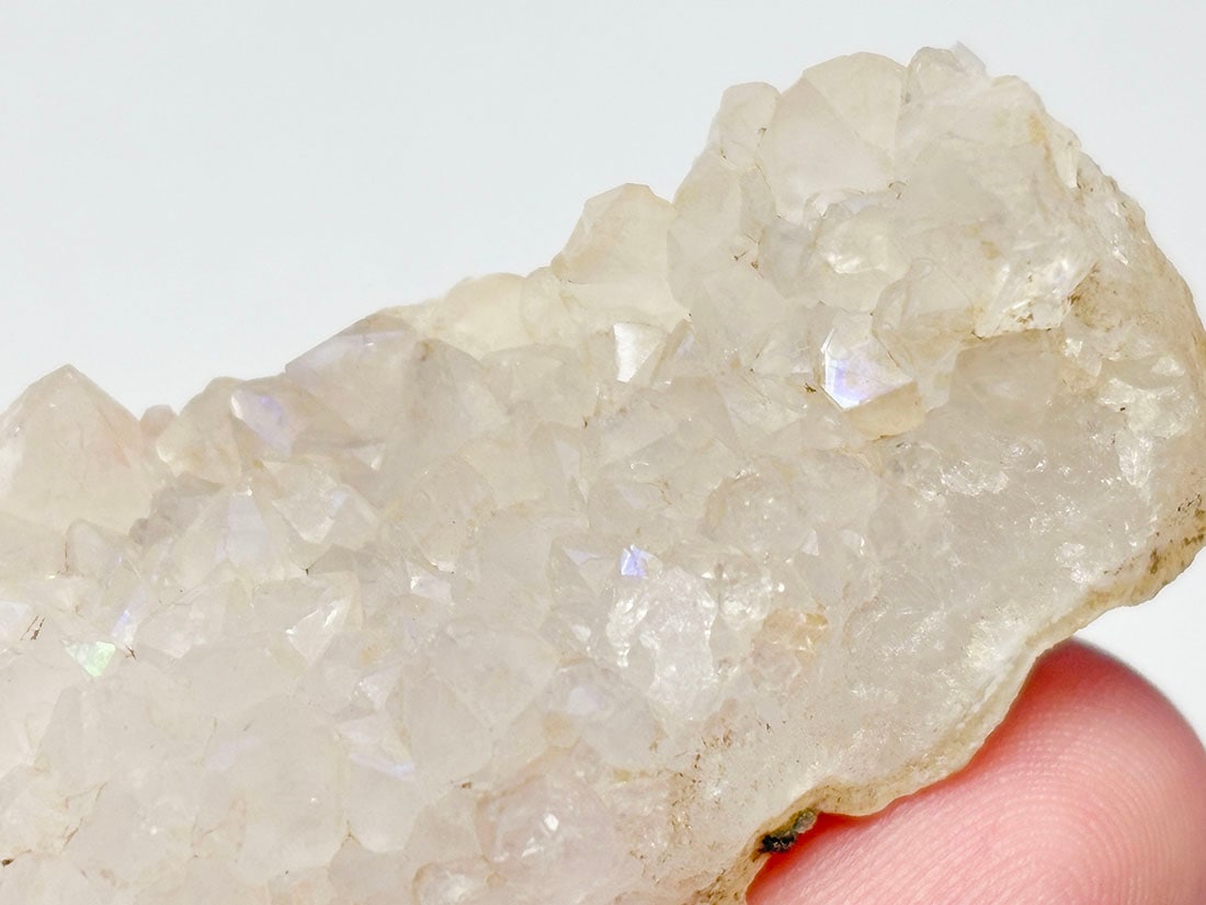 インド産 天然レインボークォーツ(アナンダライト)  クラスター / Anandalite (Rainbow Iridescent Quartz)
