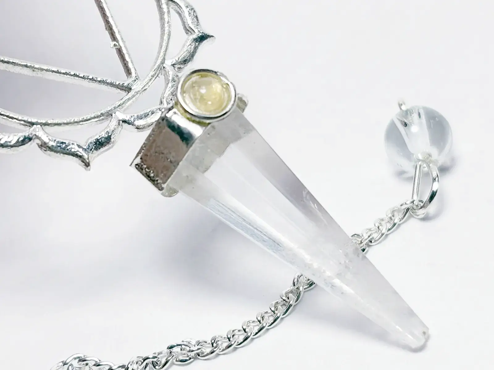 水晶 ペンデュラム(第3チャクラ)/ Quartz Pendulum(Solar Plexus Chakra)