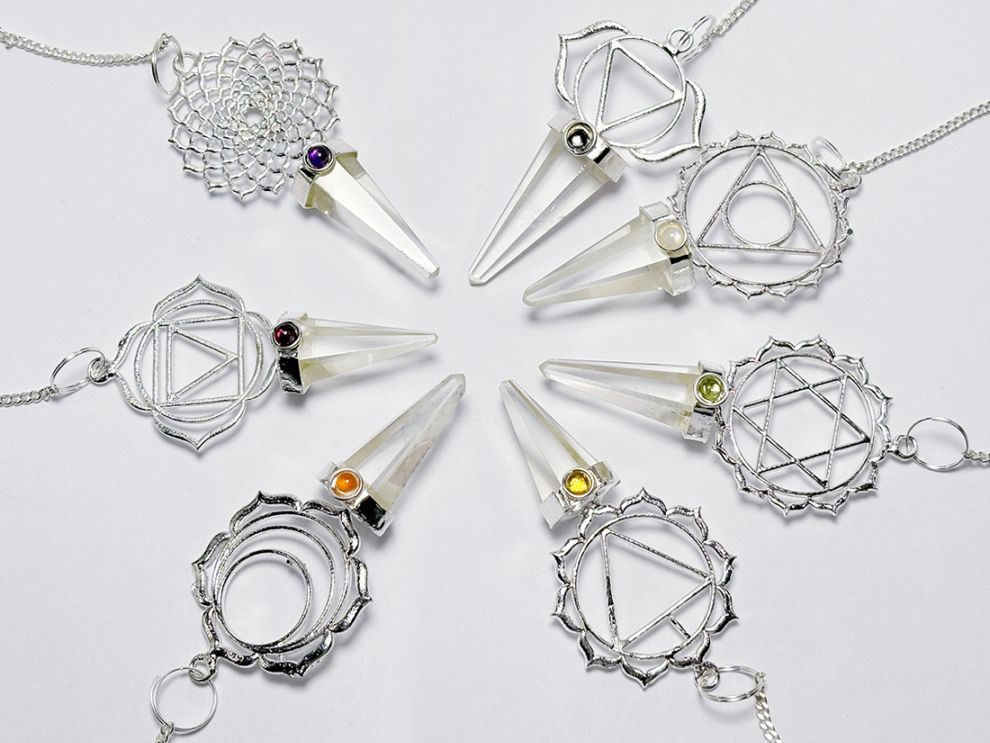 水晶 ペンデュラム セブンチャクラセット アソート / Quartz Pendulum(Seven Chakra)