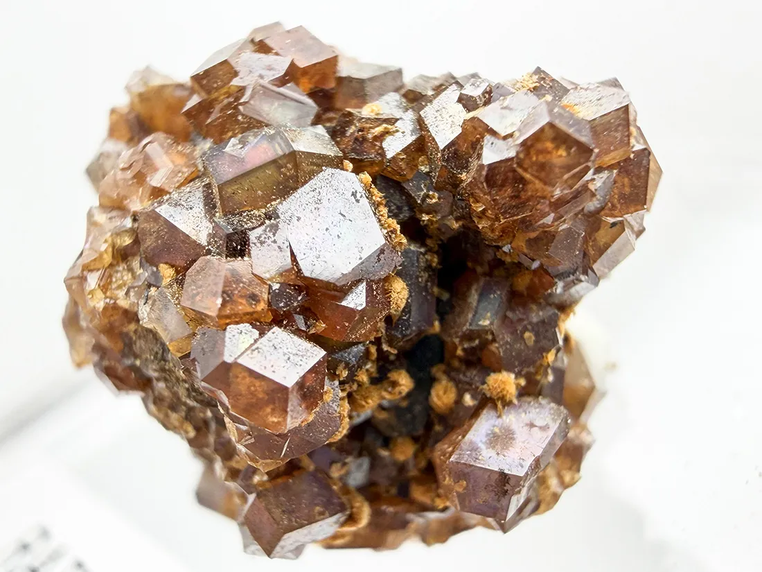 奈良県天川村産 レインボーガーネット / Rainbow Garnet ( Andradite )