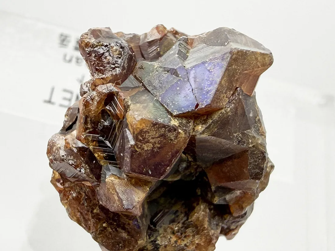 奈良県天川村産 レインボーガーネット / Rainbow Garnet ( Andradite )