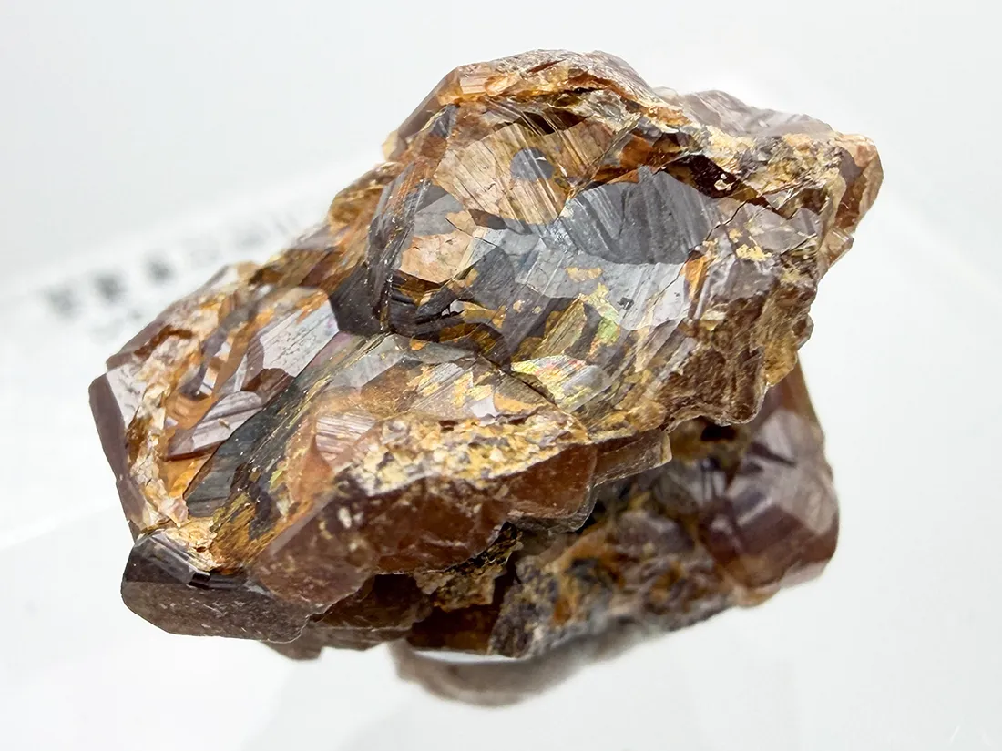 奈良県天川村産 レインボーガーネット / Rainbow Garnet ( Andradite )