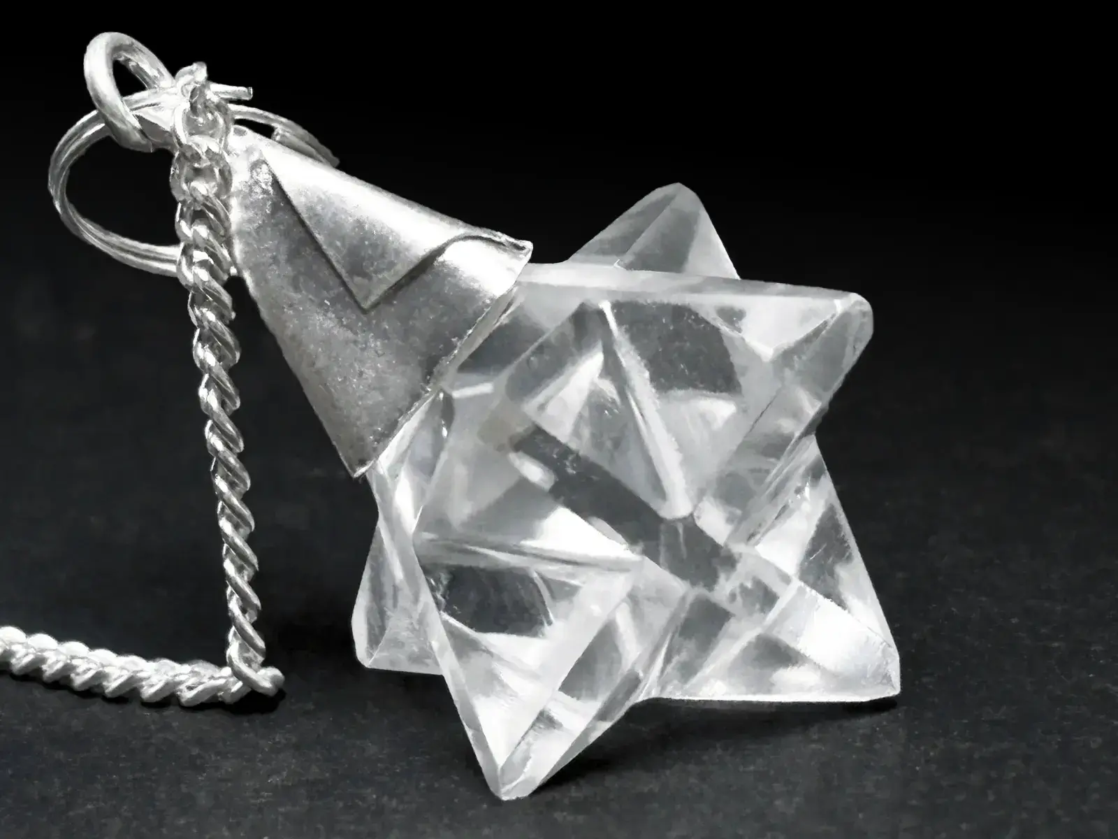ヒマラヤ水晶ペンデュラム マカバスター アソート / Himalayan Quartz Pendulum