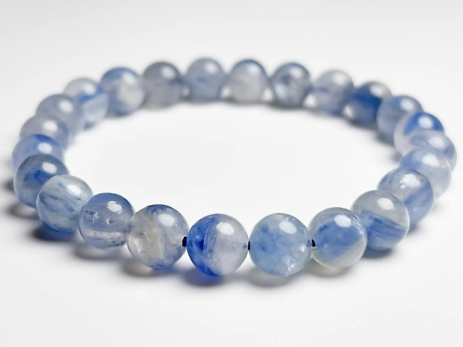 カイヤナイトinクォーツ 7mmブレスレット (藍晶石入り水晶)/ Kyanite in Quartz