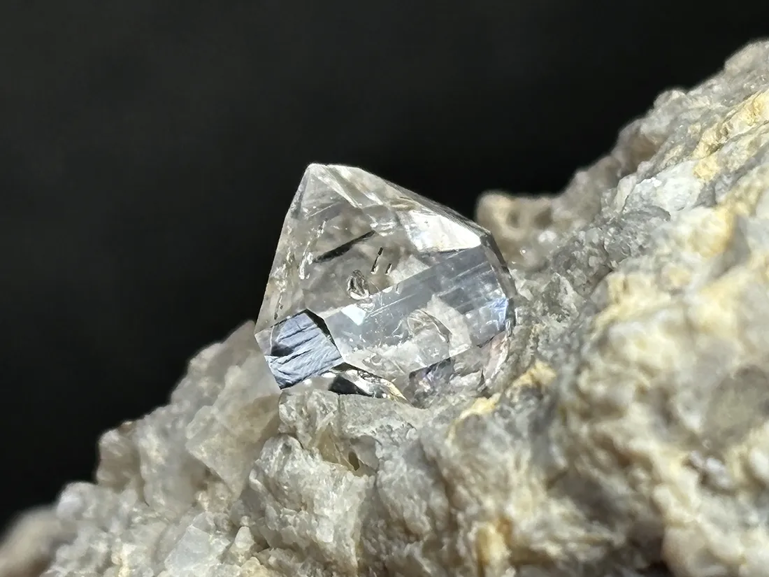 パキスタン産 パーキマーダイヤモンドクォーツ クラスター / Pakimer Diamond Quartz