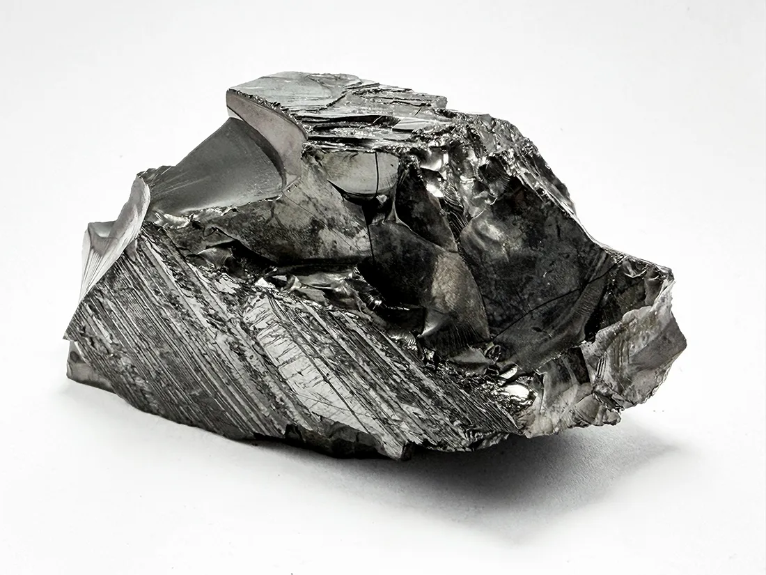 コロンビア産 エリート シュンガイト  / Elite Shungite