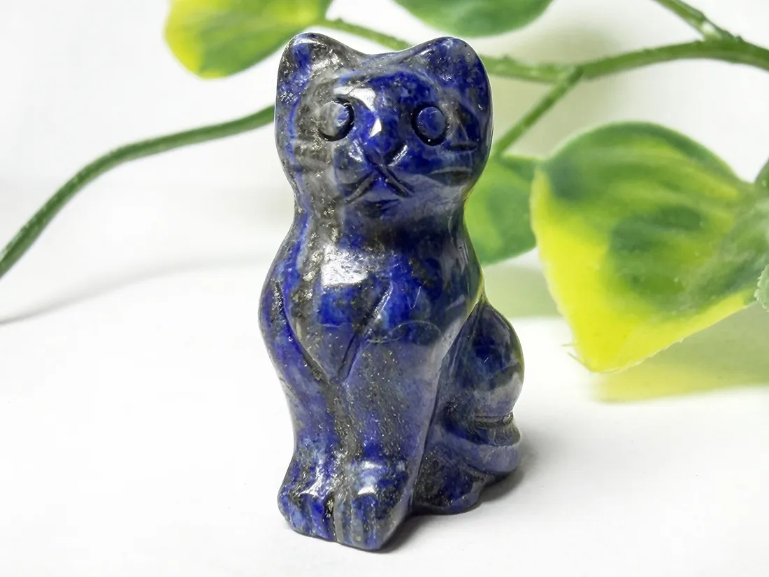 アフガニスタン産 ラピスラズリ ねこ彫刻  / Lapis Lazuli