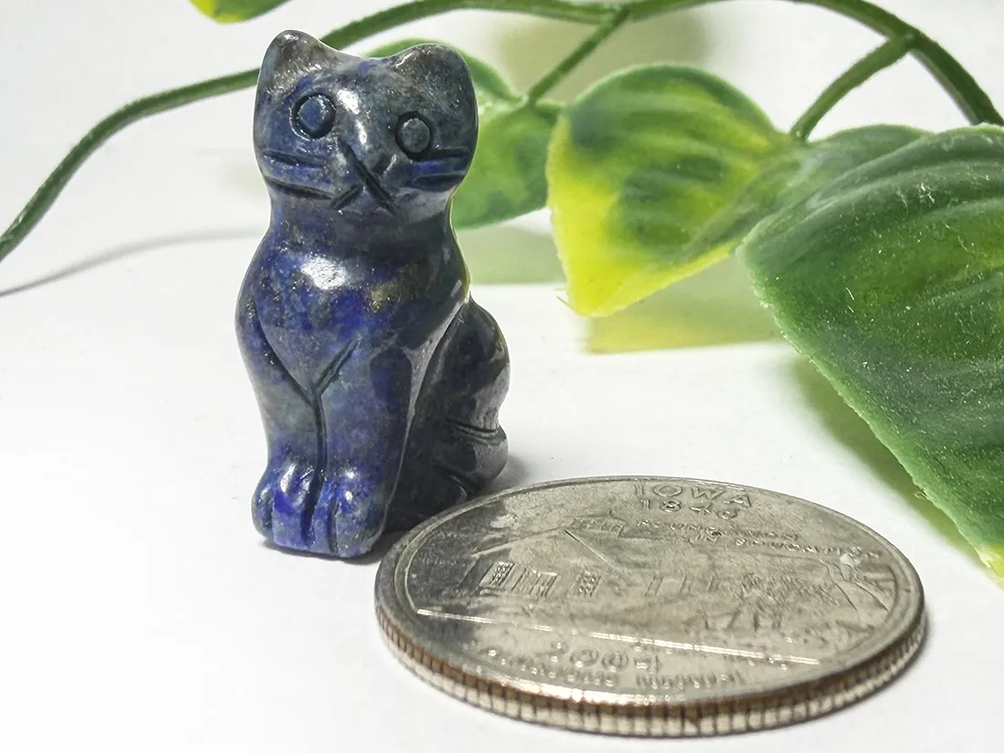 アフガニスタン産 ラピスラズリ ねこ彫刻  / Lapis Lazuli