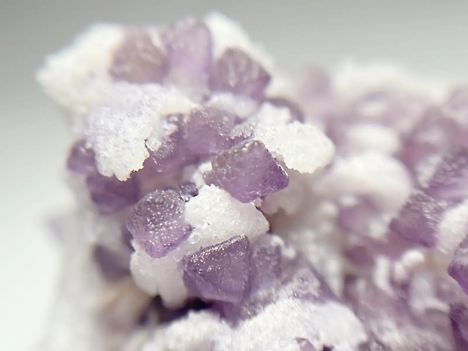 アリゾナ州・トゥームストーン産  フローライト /  Fluorite