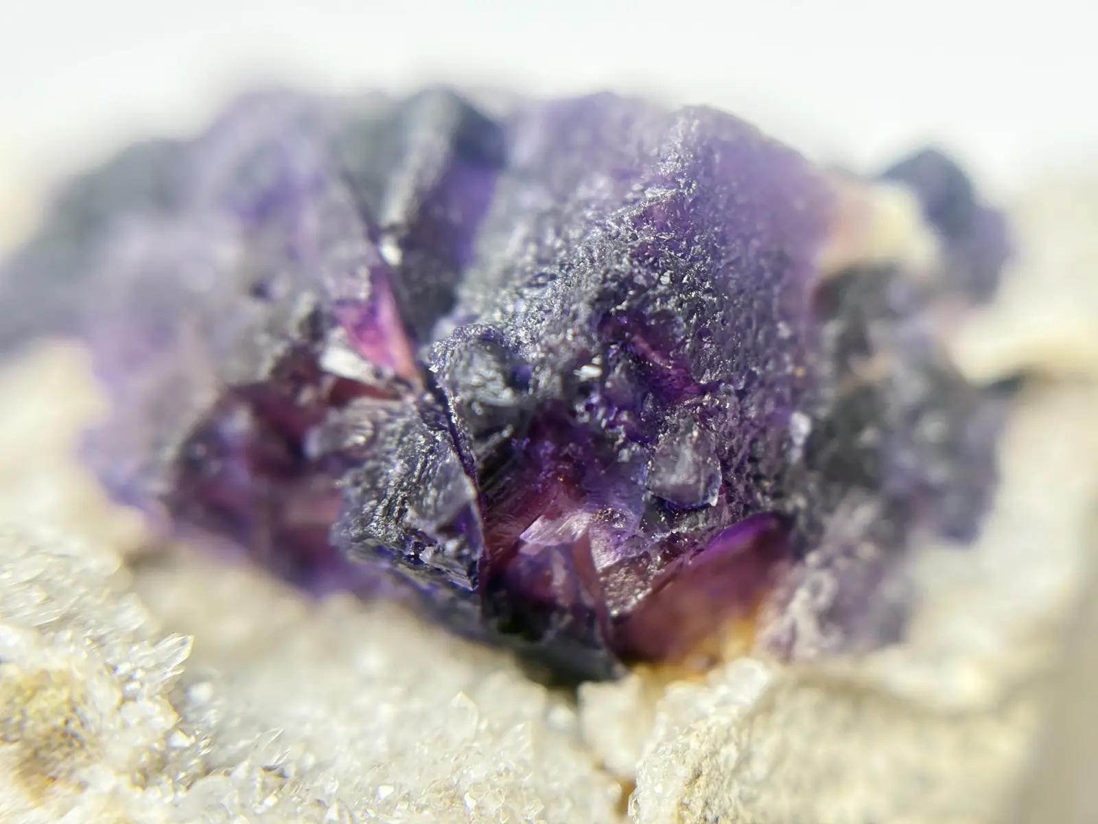 アメリカ・イリノイ州産 フローライト /　Fluorite