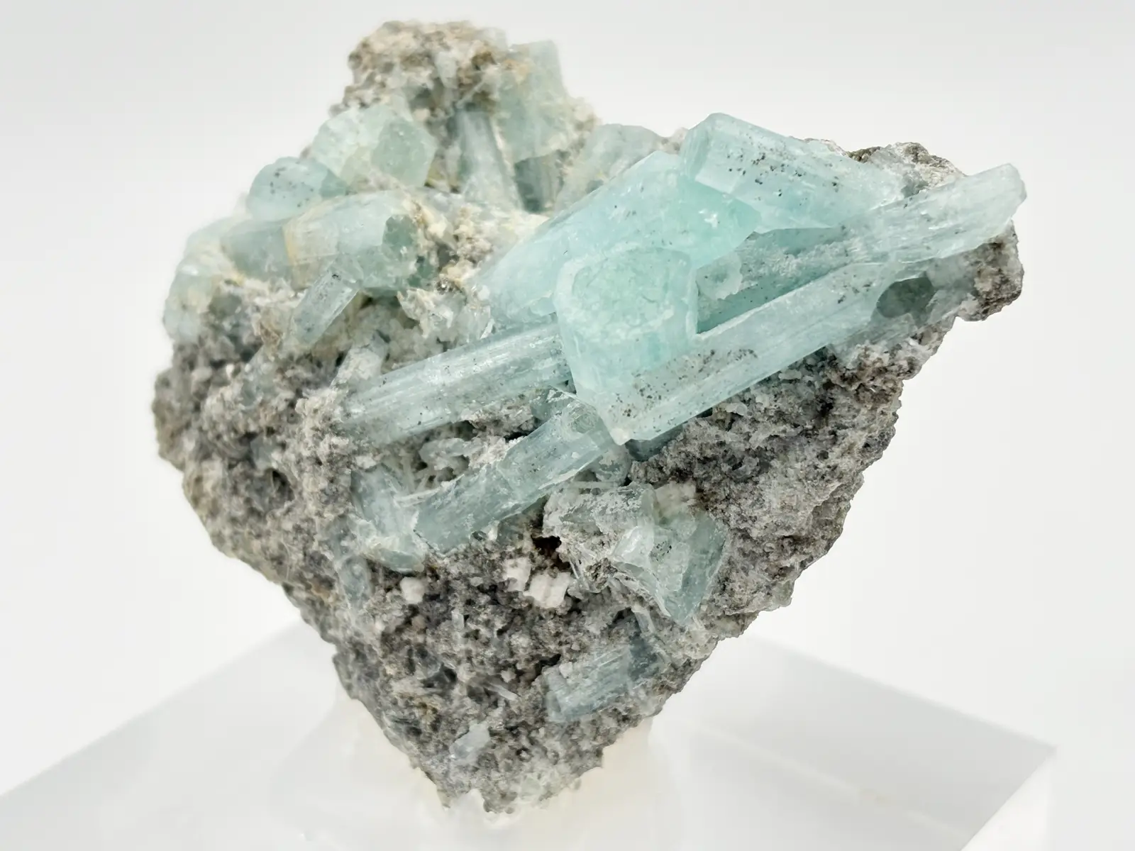 ナイジェリア・ナサラワ州産 アクアマリン  / Aquamarine ( 緑柱石 )