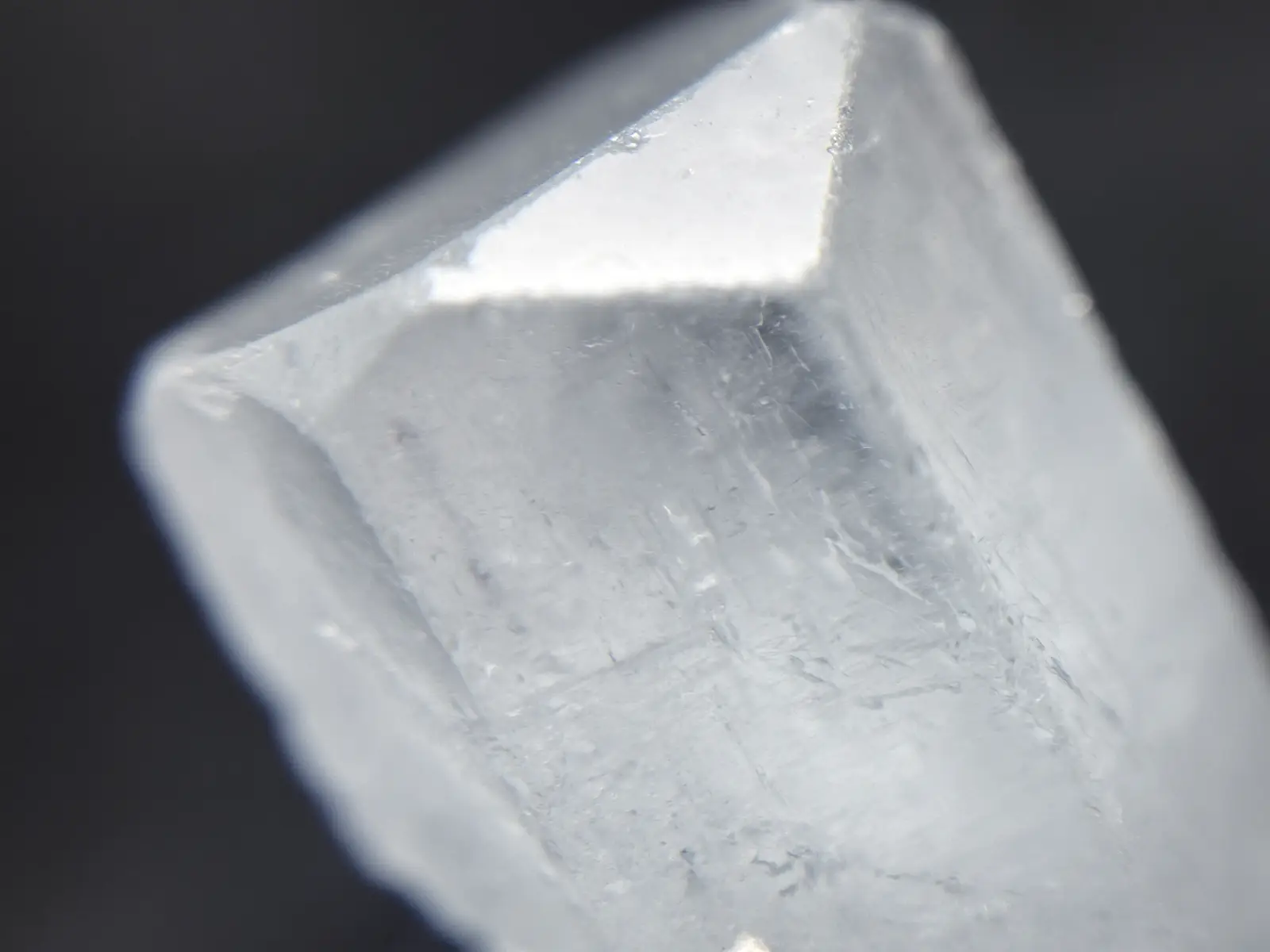 パキスタン産 アクアマリン 柱状結晶 ( 藍玉 )/ Aquamarine