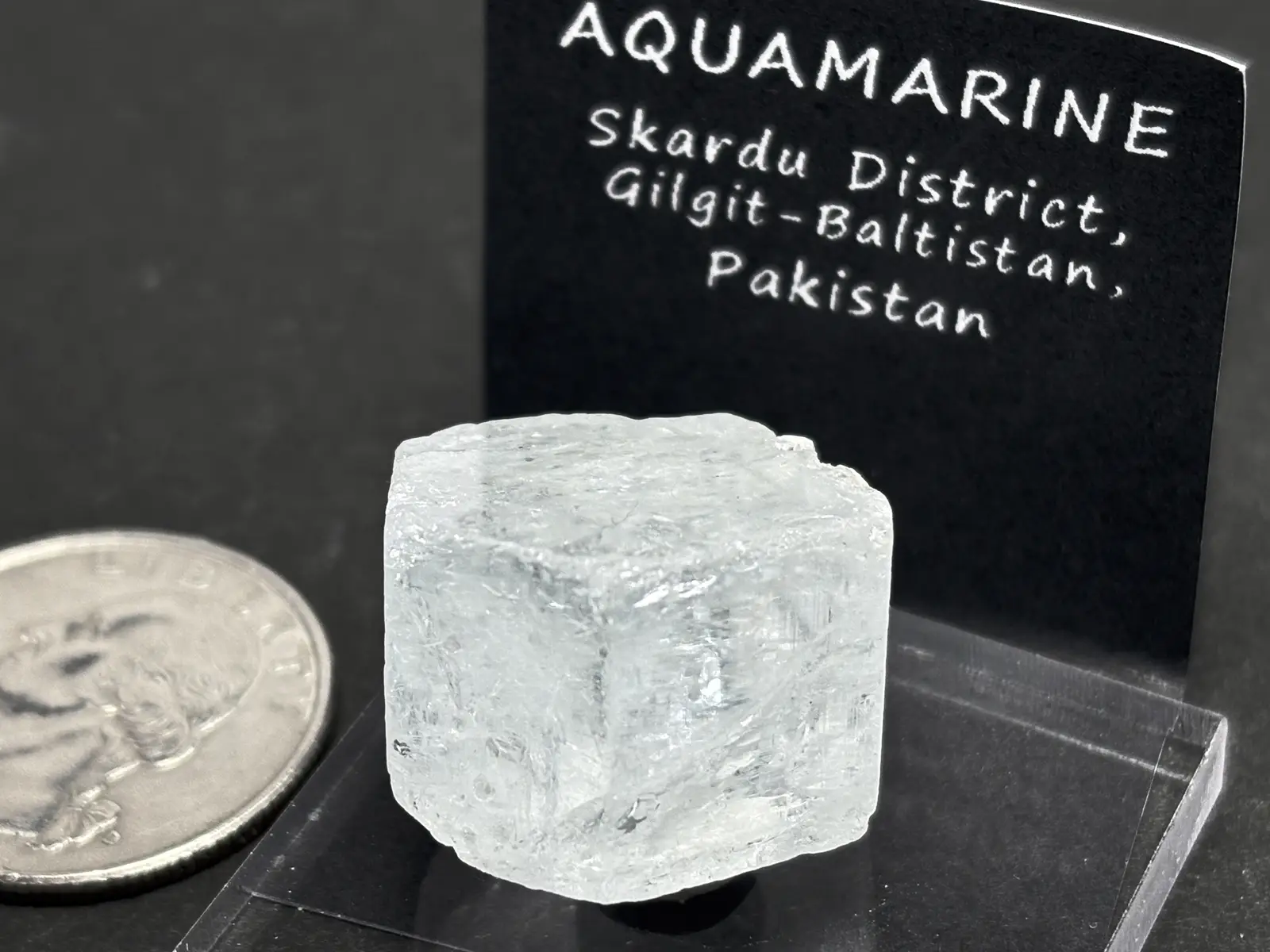 パキスタン産 アクアマリン 柱状結晶 ( 藍玉 )/ Aquamarine