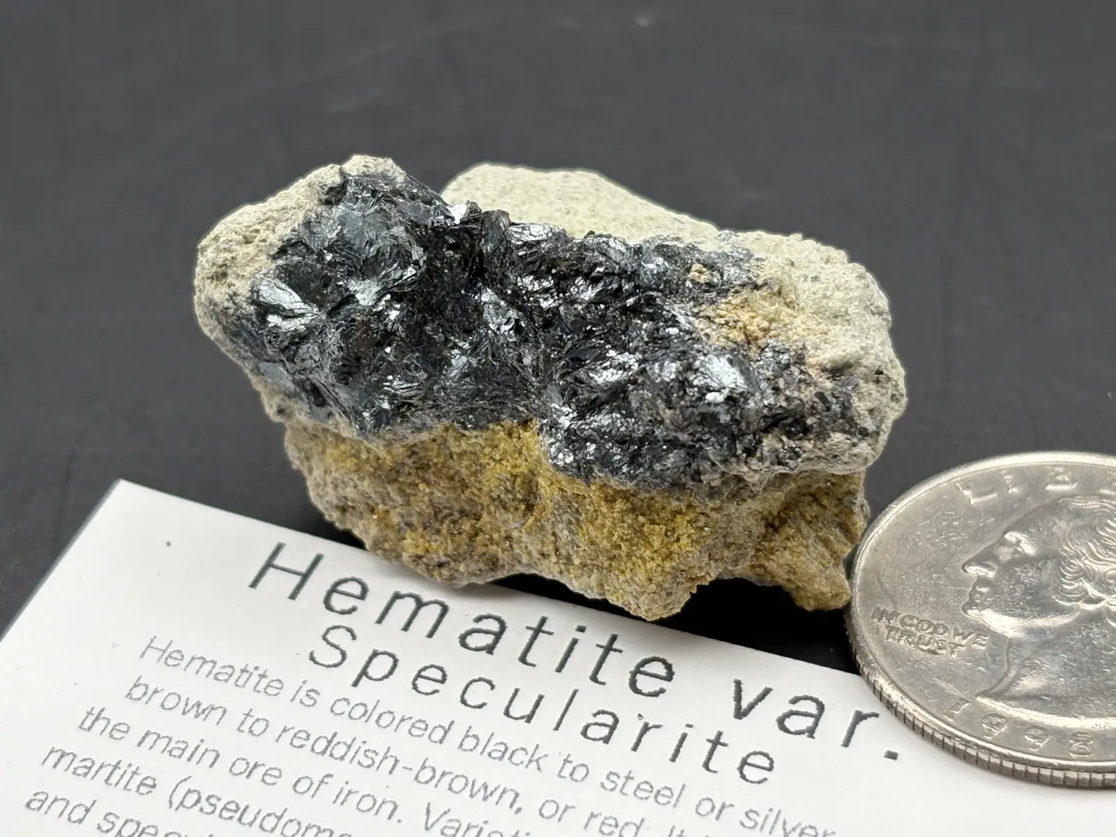 和賀仙人鉱山産 鏡鉄鉱 (赤鉄鉱)  / Specularite