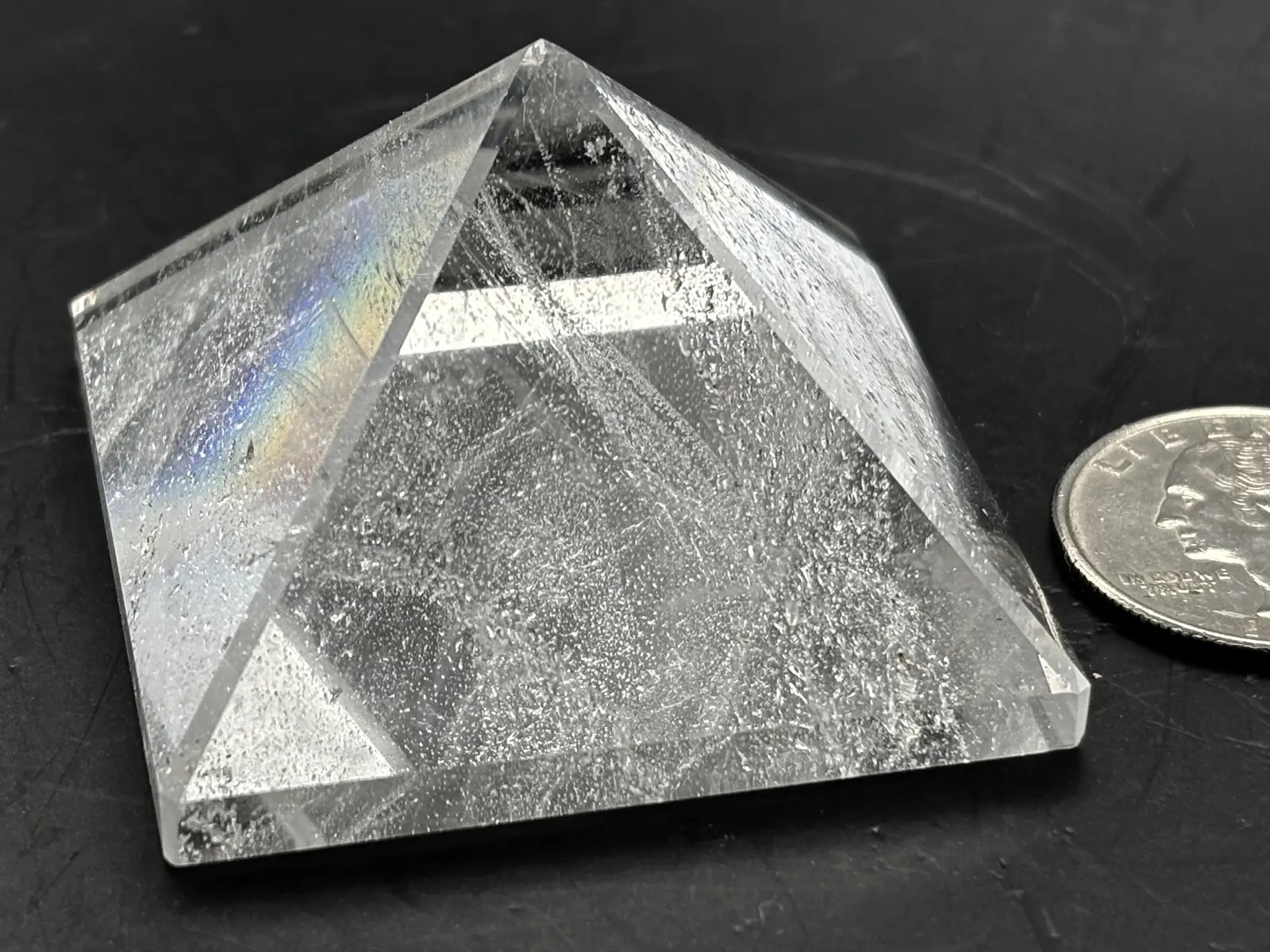 ブラジル産水晶 ピラミッド / Quartz Pyramid