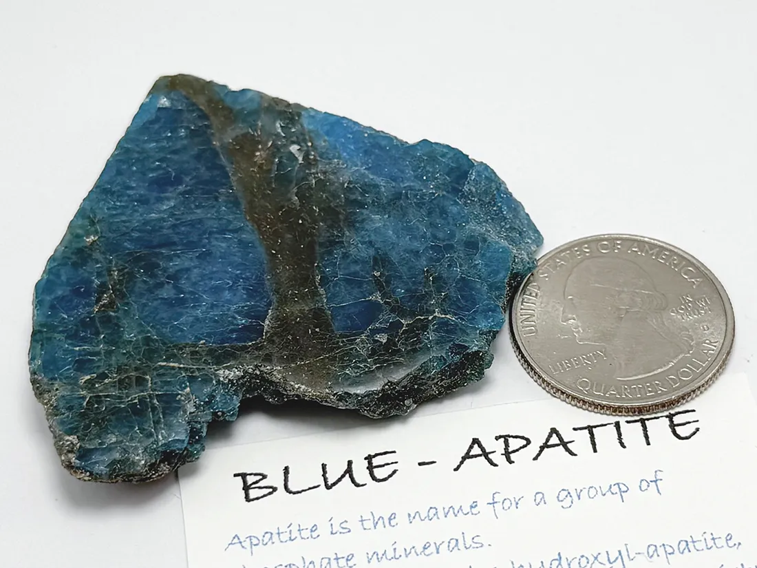 マダガスカル産 ブルーアパタイト (燐灰石) / Blue Apatite