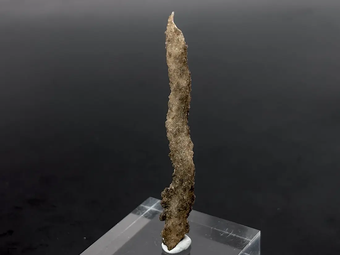 【雷の化石】モロッコ産 フルグライト / Fulgurite