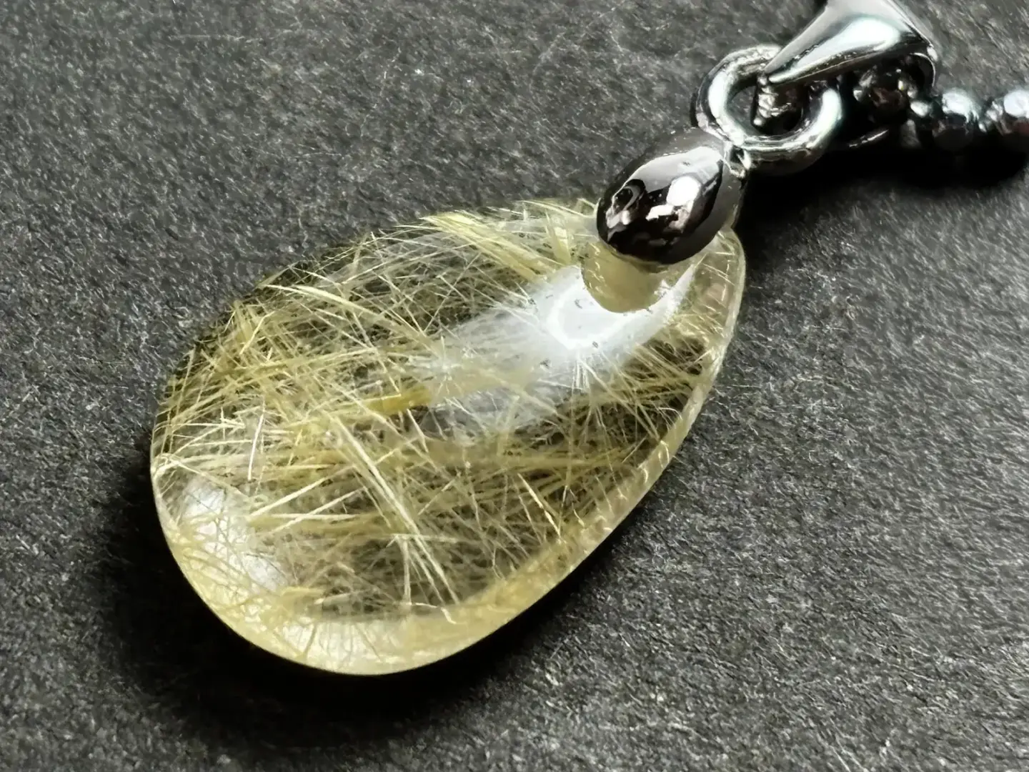 ルチルクォーツ ペンダントトップ/ Rutilated Quartz