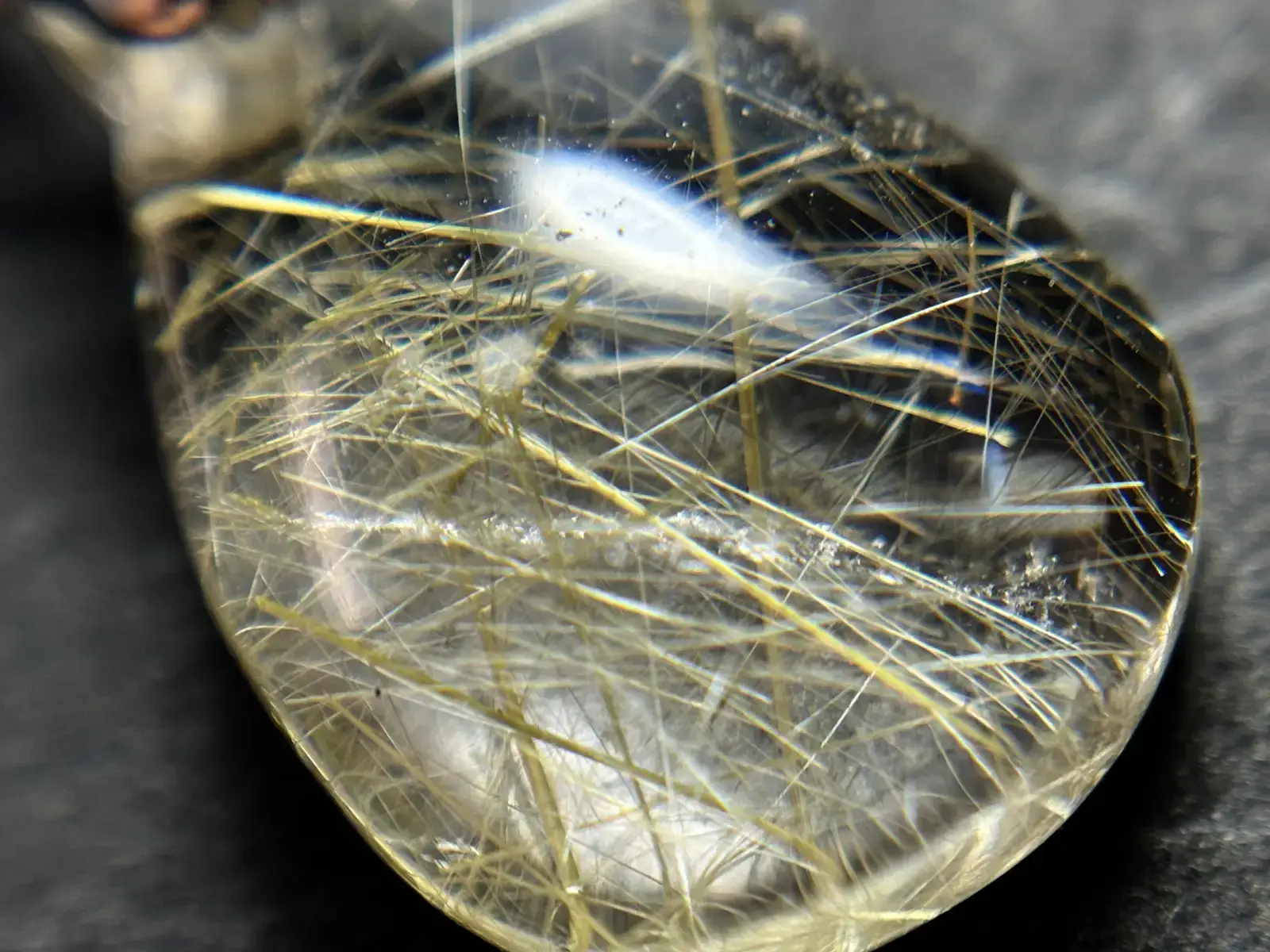 ルチルクォーツ ペンダントトップ/ Rutilated Quartz