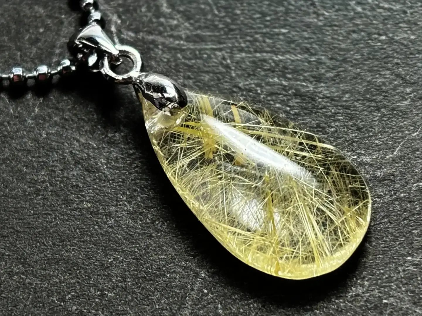 ルチルクォーツ ペンダントトップ/ Rutilated Quartz