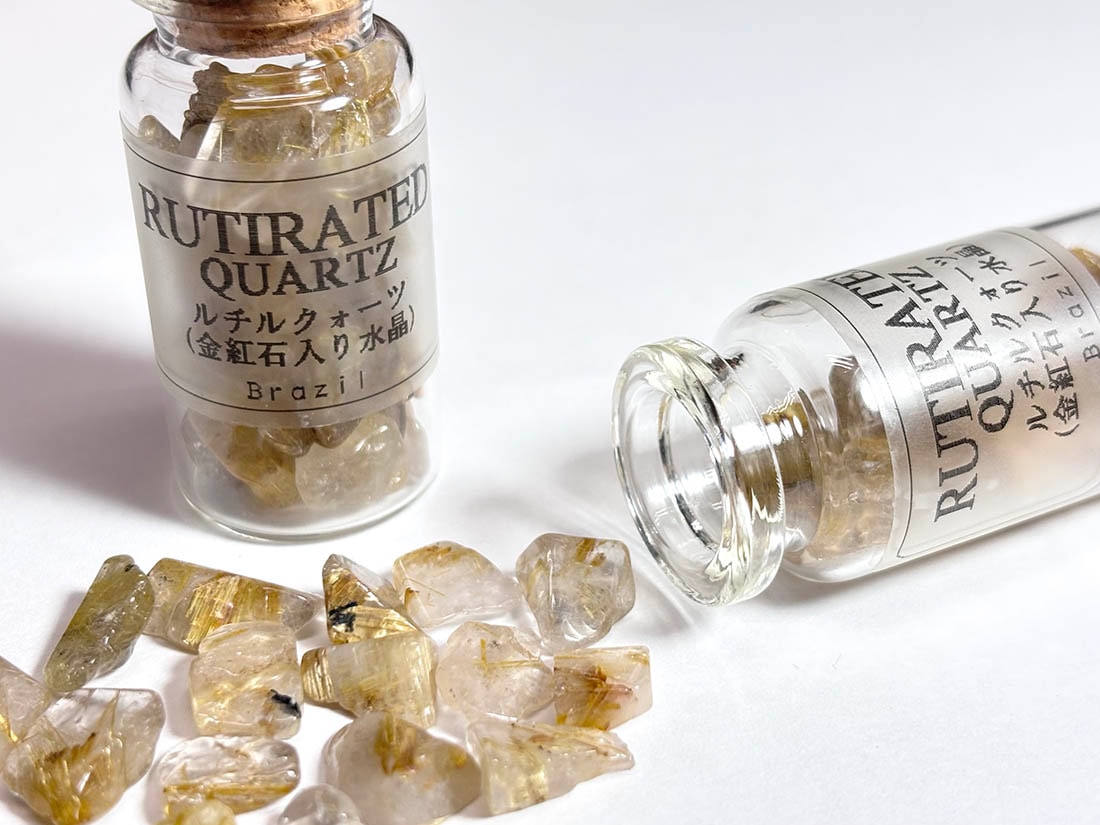 ブラジル産 ルチルクォーツ(小瓶入り) /Rutilated Quartz