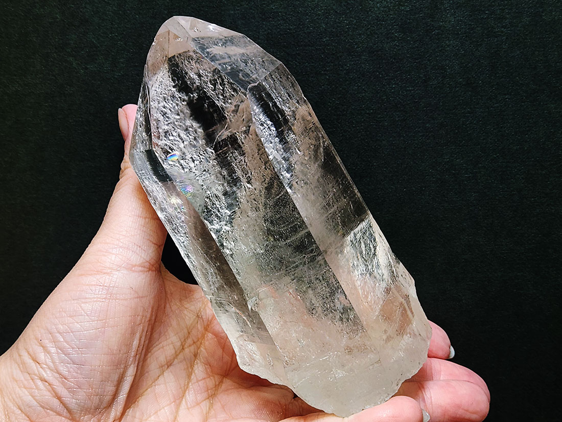 ！！月末限定価格！！ヒマラヤマニハール水晶1.04Kg虹入り 月末限定価格！！ヒマラヤマニハール水晶1.04Kg虹入り