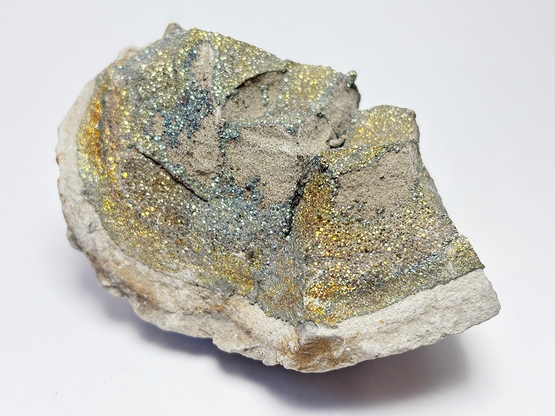 ロシア産レインボーパイライト / Rainbow Pyrite