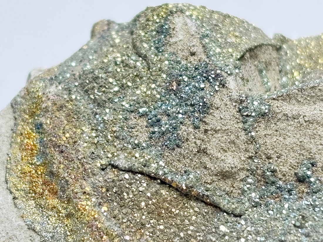 ロシア産レインボーパイライト / Rainbow Pyrite ロシア産レインボーパイライト / Rainbow Pyrite