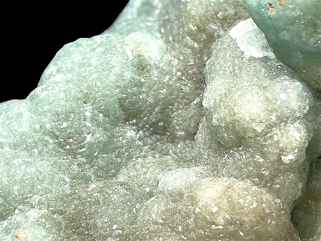 雲南省産ヘミモルファイト/Hemimorphite (異極鉱) (木製台座付き)