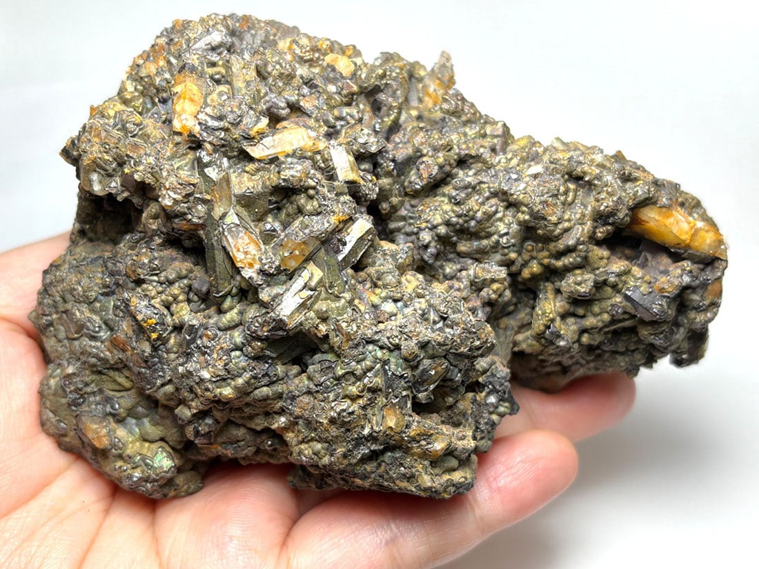長野県川上村居倉産 褐鉄鉱 & 水晶 / Limonite & Quartz