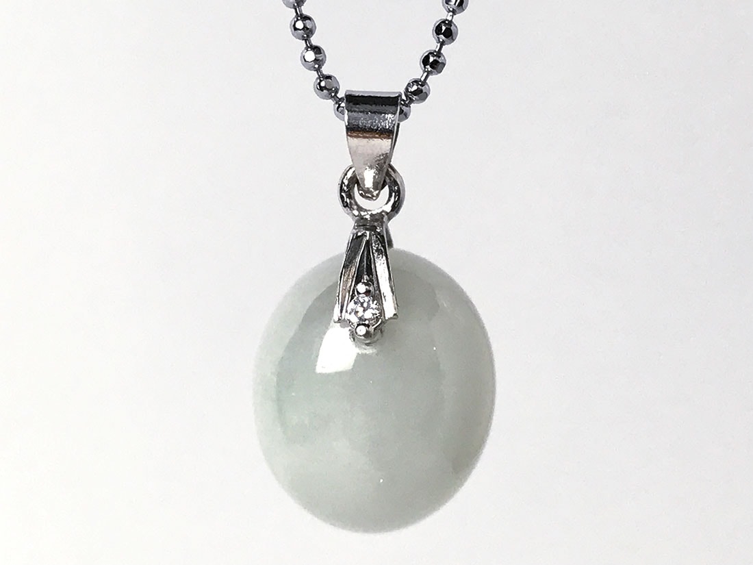 ヒスイ ペンダントトップ(カボションカット)