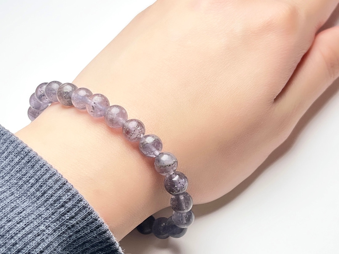パイライトインフローライト　ブレスレット③ パイライト in フローライト 7mm ブレスレット / Pyrite in Fluorite