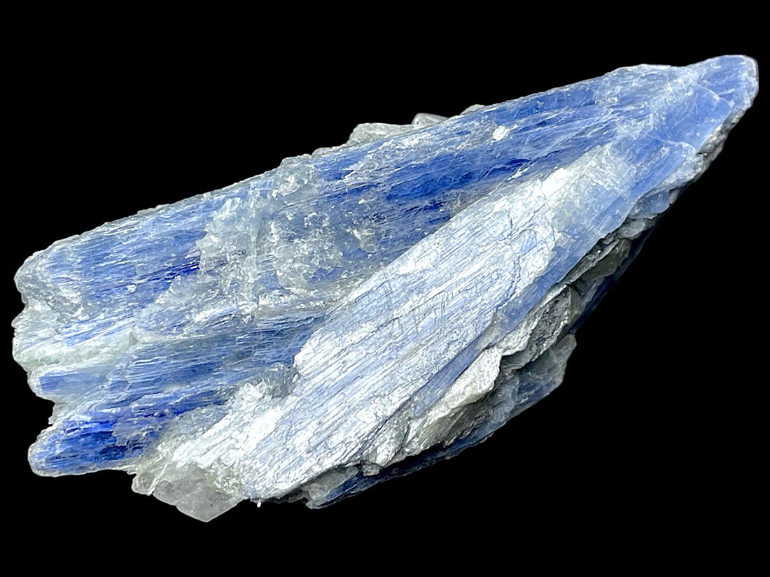 極上　無着色　天然カイヤナイト １2ミリ　カイアナイト　高級品 楽天市場】カイヤナイの通販 極上 無着色 天然カイヤナイト 12ミリ