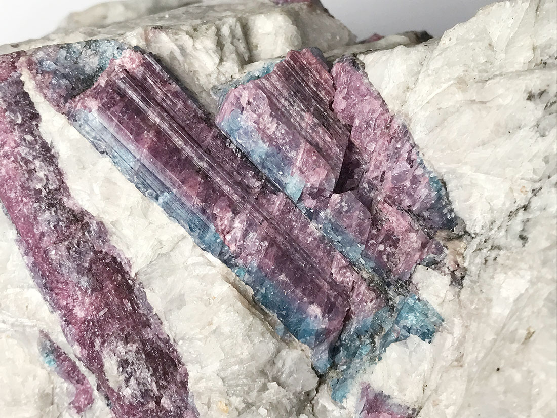 大型】パライバトルマリン