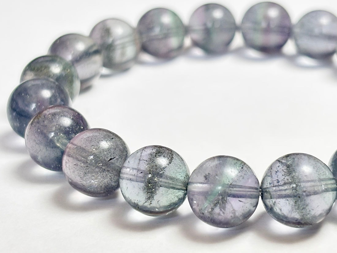 福建省産 パイライト in フローライト 10mm ブレスレット / Pyrite in