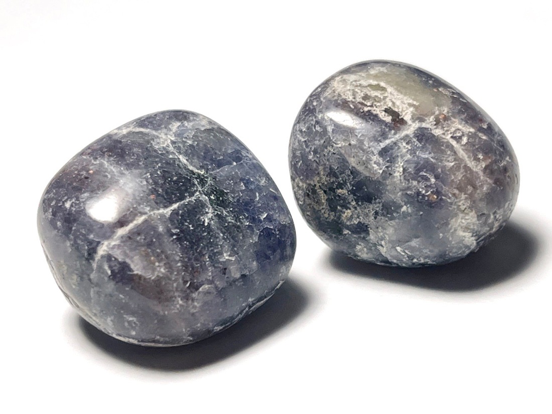 インド産 アイオライト タンブル ( 菫青石 ) / Iolite
