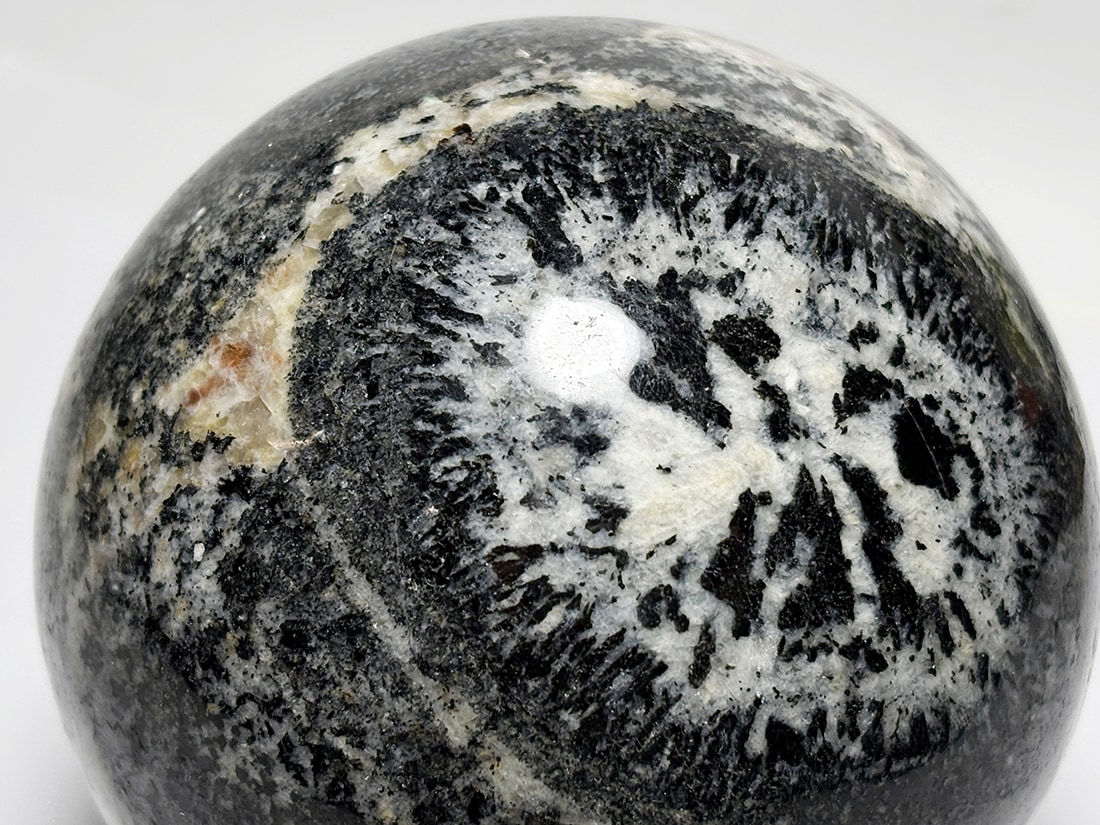 オーストラリア産 ナポレオン石 (時計石) 94mm丸玉 / Napoleonite Sphere
