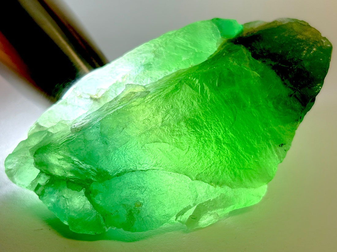 浙江省産 フローライト ( 蛍石 )/ Fluorite