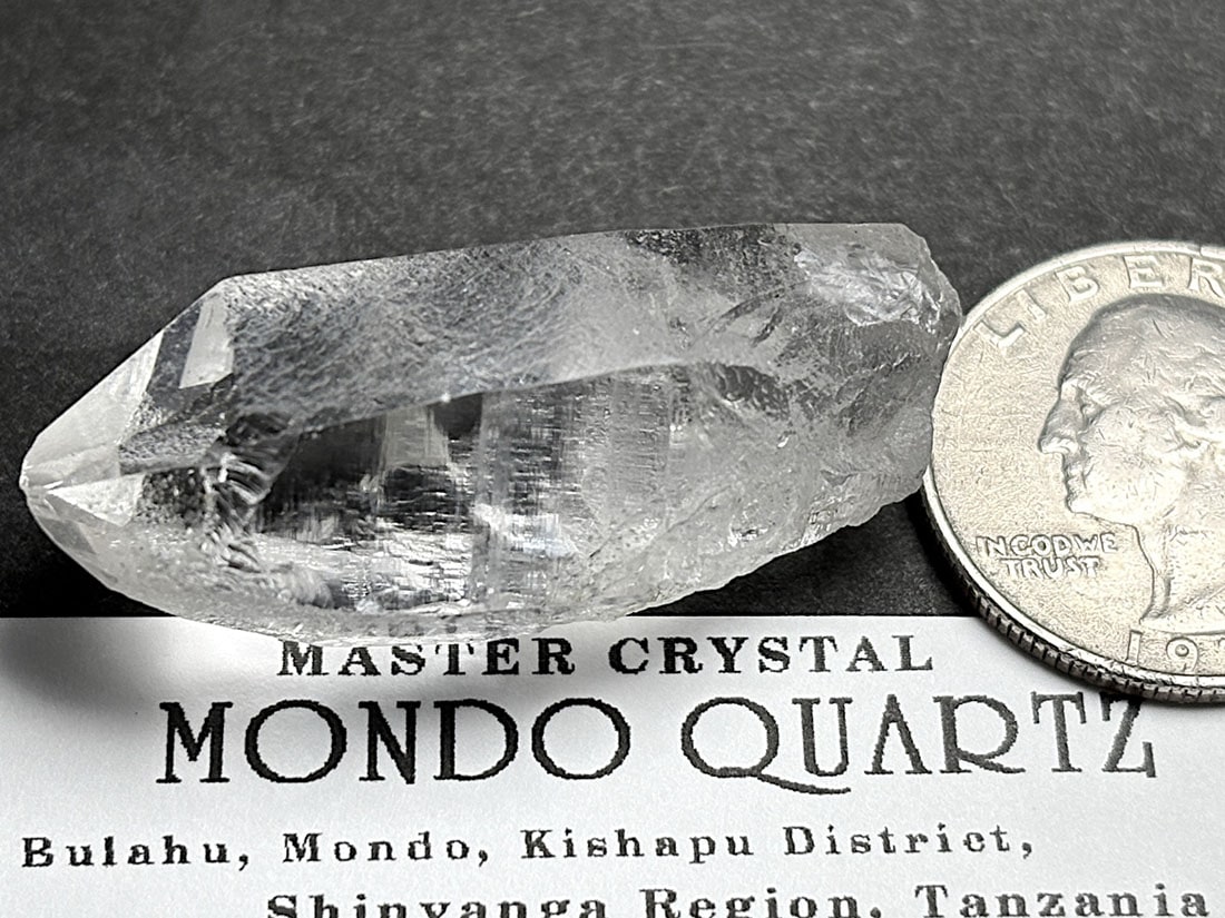 高品質】タンザニア産 モンドクォーツ / Mondo Quartz