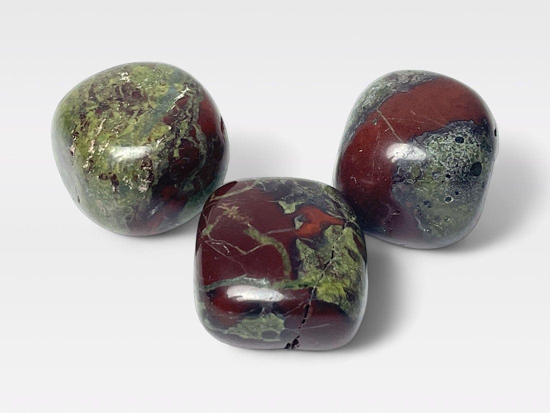 南アフリカ産 ドラゴンブラッドジャスパー (龍血碧玉) タンブル 3個