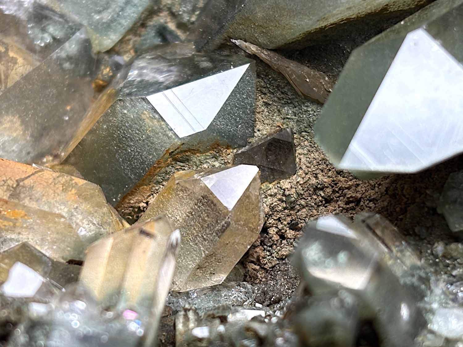 マニハール産 マルチポイントクラスター