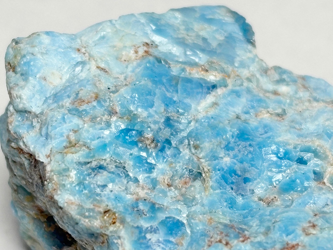 マダガスカル産 ブルーアパタイト (燐灰石)/ Blue Apatite