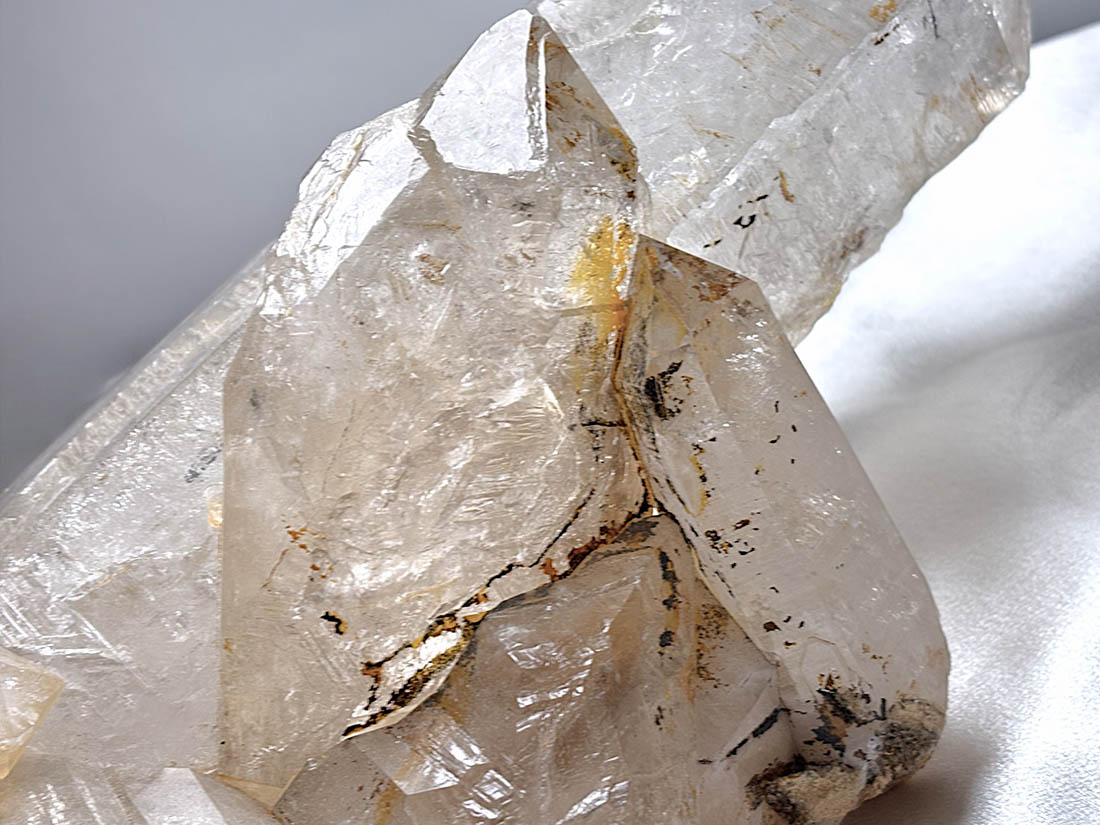 水入り) モロッコ産 大型 エレスチャルクォーツ / Elestial Quartz