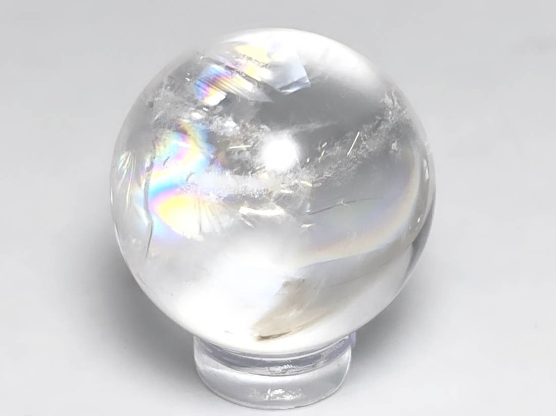 0725100  レインボーアイリスクォーツ　30ミリ　台座付き アイリスクォーツ (レインボークォーツ) 30mm 丸玉 / Iris Quartz Sphere