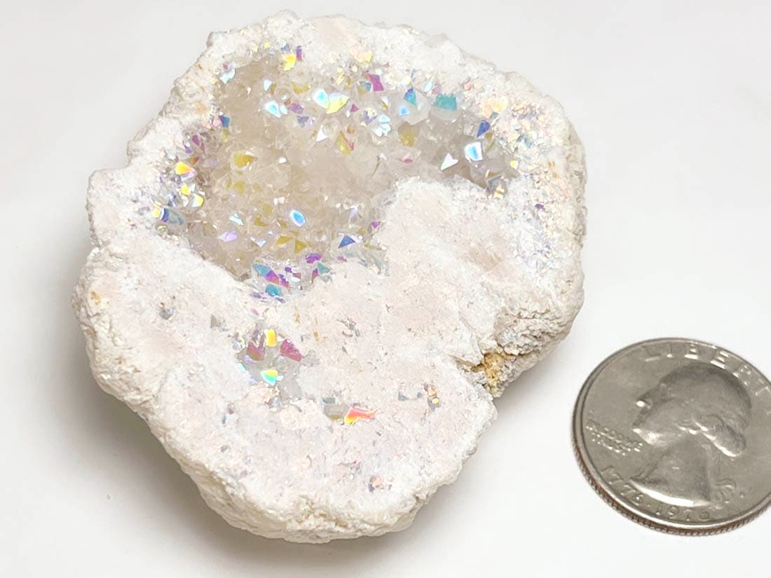 ブラジル産 オーラクォーツ ジオード/ Aura Quartz Geode