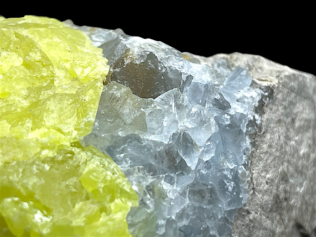 ミシガン州産 セレスタイト (サルファー 共生) / celestite