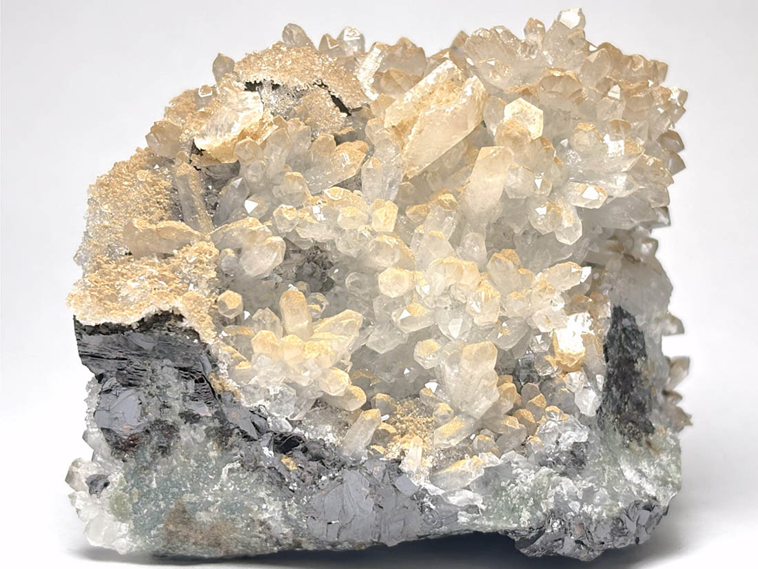 岐阜県吉城郡神岡鉱山産 クォーツ ＆ ガレナ ＆ スファレライト