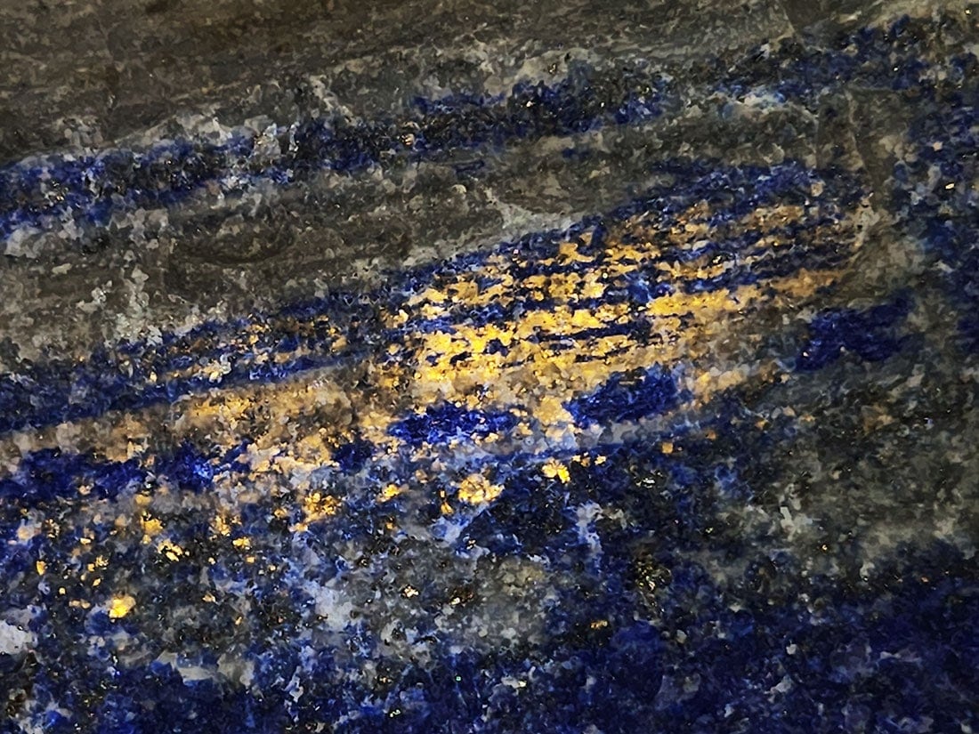 アフガニスタン産ラピスラズリ大型ラフ / Lapis Lazuli